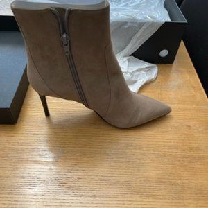 NIB Banana Republic Suede Boots